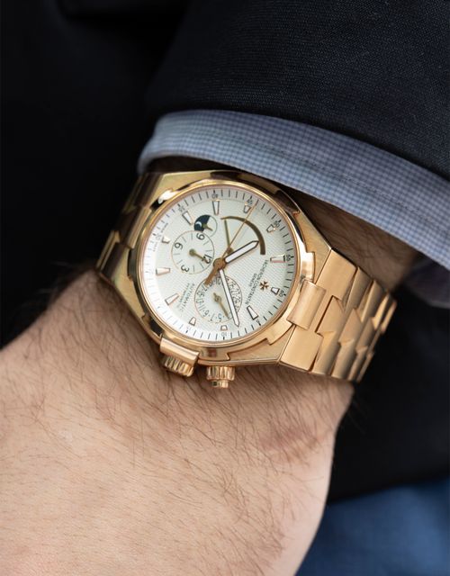 Vacheron Constantin Overseas 47450/B01R-9404 Image 4